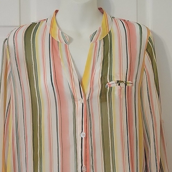 Kut from the Kloth longsleeve button down shirt size S - Picture 3 of 12